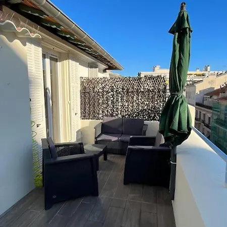 Appartement Terrasse Calme Et Centrale A 2 Pas De La Promenade